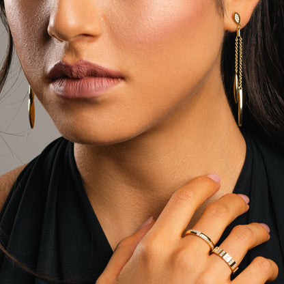 Anello Linea di Luce, bagno in oro 18k – indossato